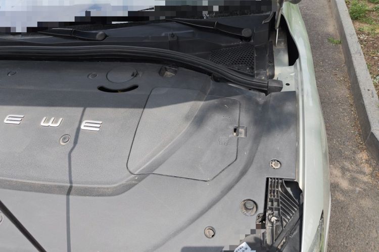 Used Roewe Ei5 2019 Smart Connect Flagship Edition Engine Bay Left