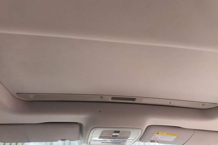 Used Roewe Ei5 2019 Smart Connect Flagship Edition Headliner