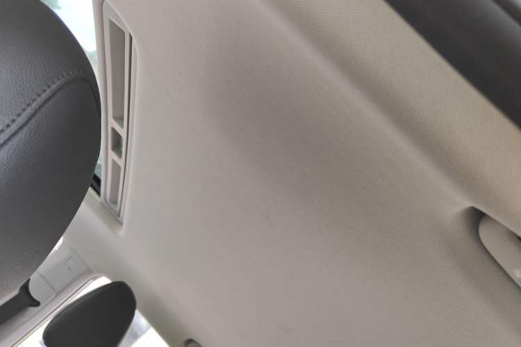 Used Roewe Ei5 2019 Smart Connect Flagship Edition Headliner