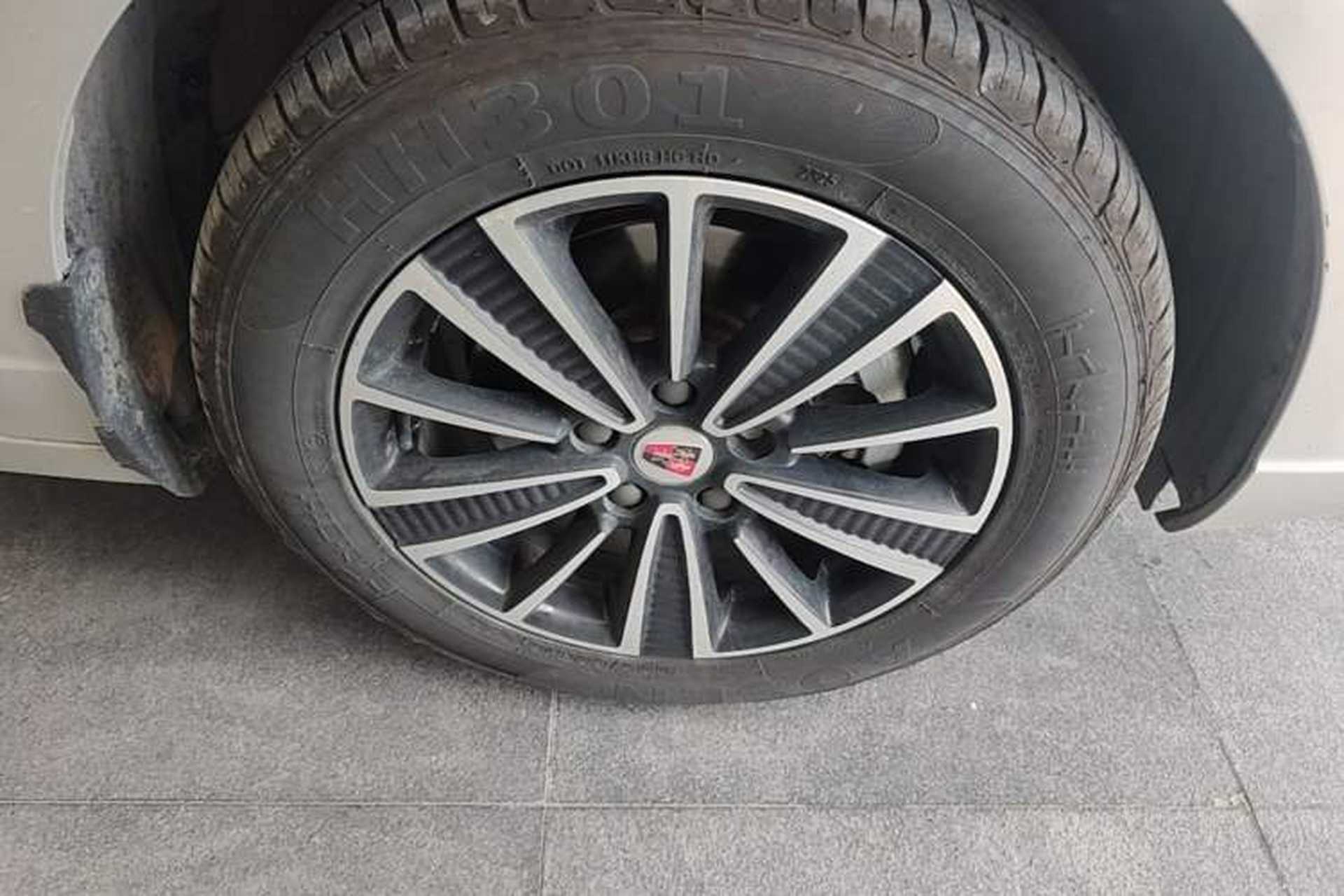 Used Roewe Ei5 2019 Smart Connect Flagship Edition Right Front Wheel Hub