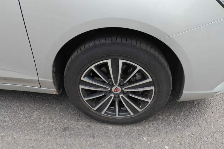 Used Roewe Ei5 2019 Smart Connect Flagship Edition Right Front Wheel Hub
