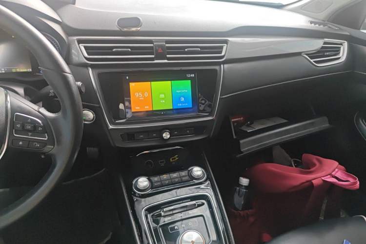 Used Roewe Ei5 2019 Luxury Edition Audio And AC Panel