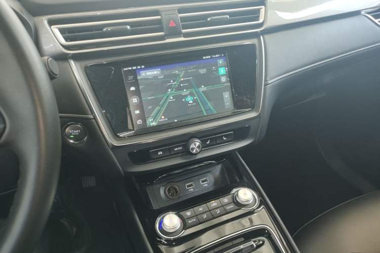 Used Roewe Ei5 2019 Smart Connect Flagship Edition Audio And AC Panel