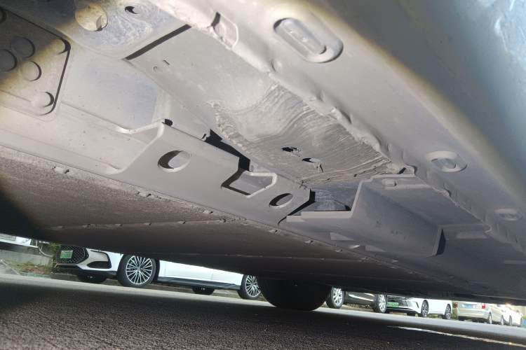 Used Roewe Ei5 2019 Luxury Edition Chassis Rear Right