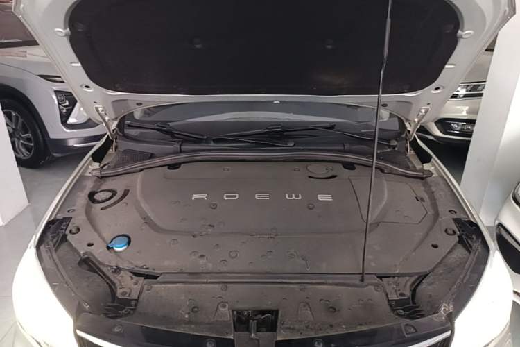 Used Roewe Ei5 2019 Smart Connect Flagship Edition Engine Bay