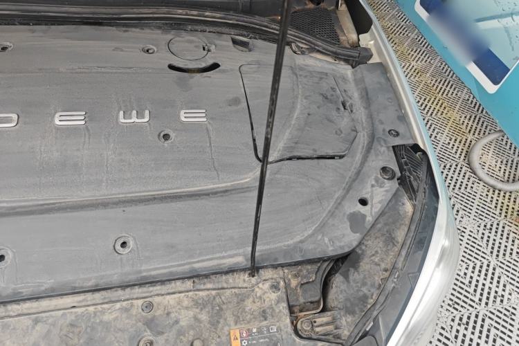 Used Roewe Ei5 2019 Luxury Edition Engine Bay Left