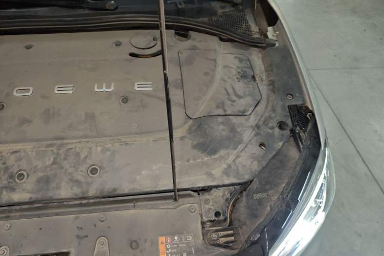 Used Roewe Ei5 2019 Luxury Edition Engine Bay Left