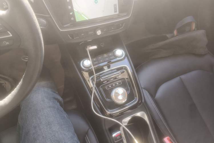 Used Roewe Ei5 2019 Smart Connect Supreme Edition Gear Lever