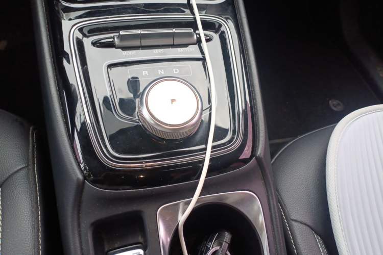 Used Roewe Ei5 2019 Luxury Edition Gear Lever
