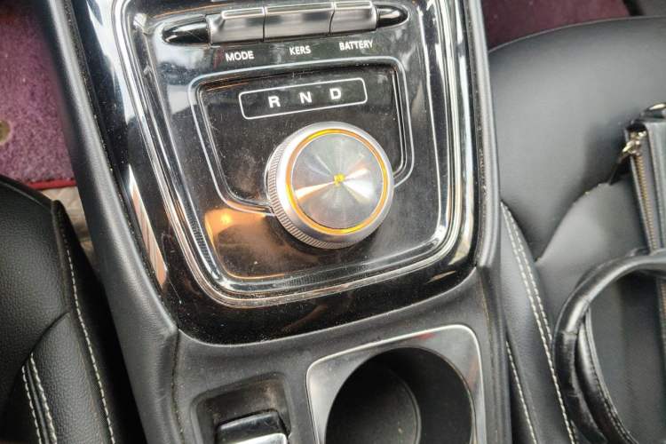 Used Roewe Ei5 2019 Luxury Edition Gear Lever