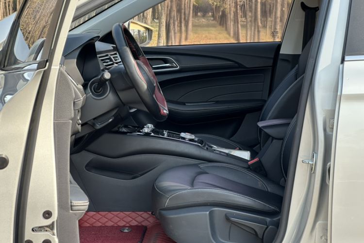 Used Roewe Ei5 2019 Smart Connect Flagship Edition Interior 3