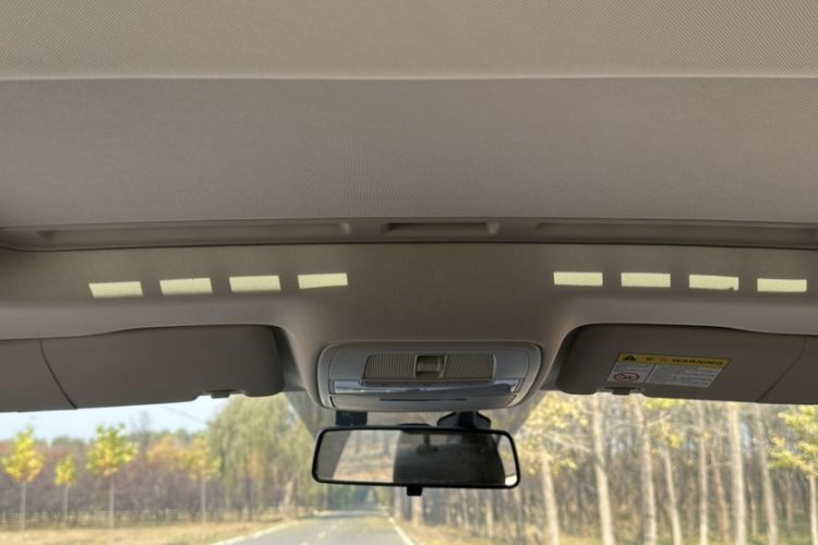 Used Roewe Ei5 2019 Smart Connect Flagship Edition Interior 5