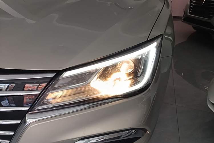 Used Roewe Ei5 2019 Smart Connect Flagship Edition Left Front Headlight