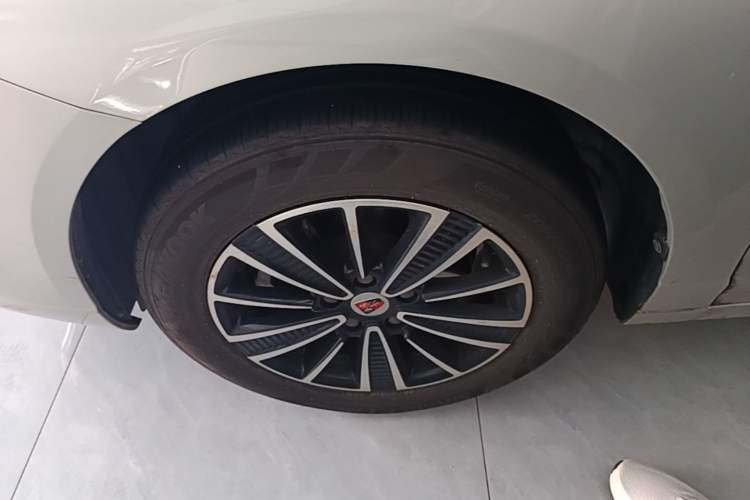 Used Roewe Ei5 2019 Smart Connect Flagship Edition Left Front Wheel Hub