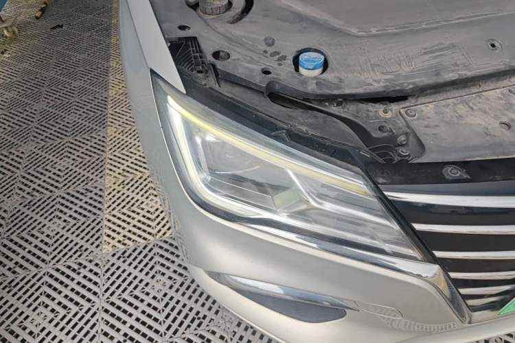 Used Roewe Ei5 2019 Luxury Edition Right Front Headlight