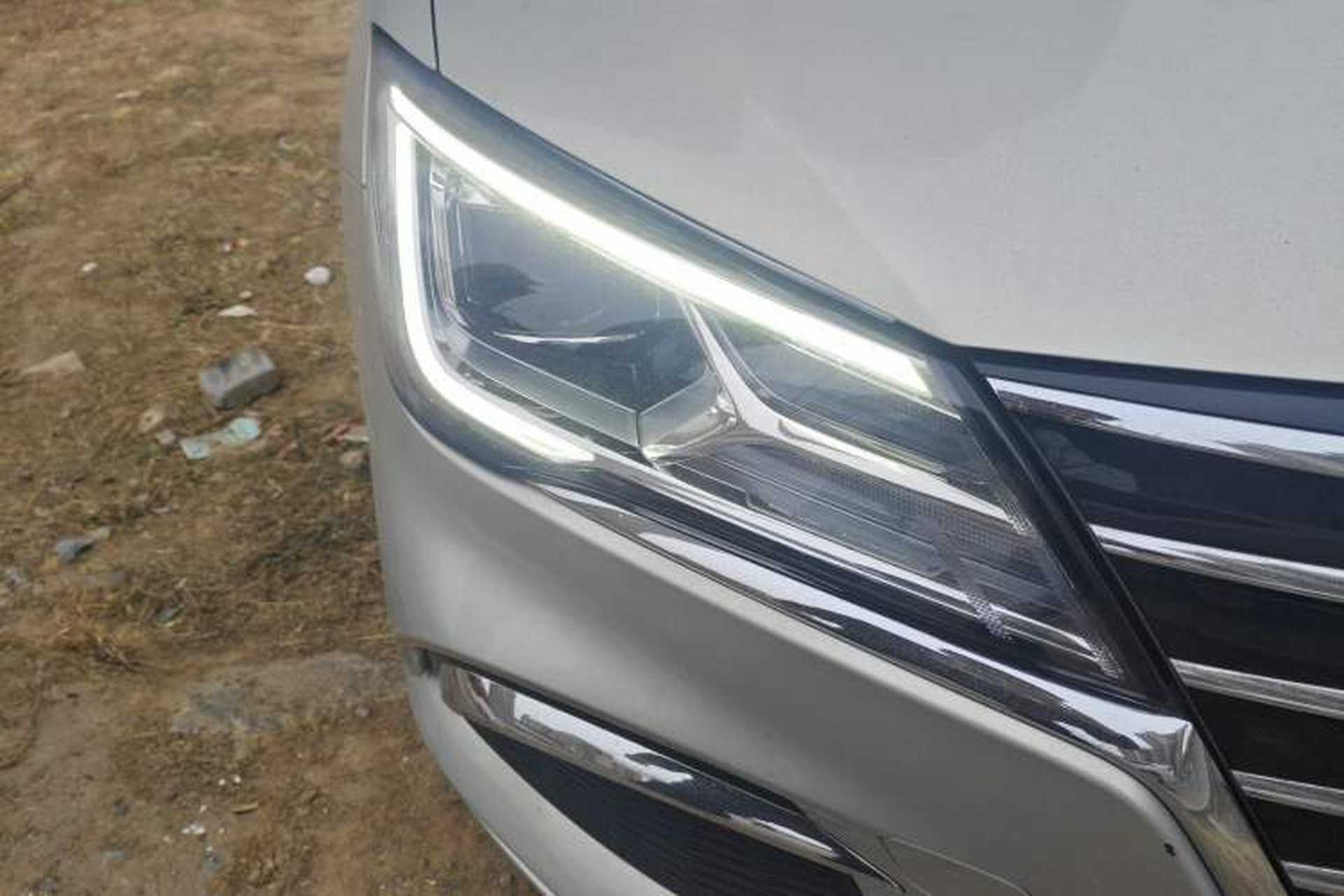 Used Roewe Ei5 2019 Luxury Edition Right Front Headlight