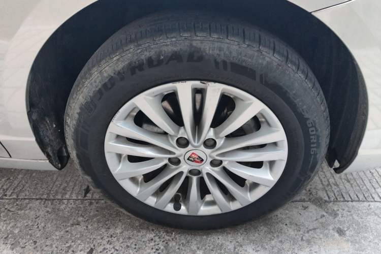 Used Roewe Ei5 2019 Smart Connect Flagship Edition Right Front Wheel Hub