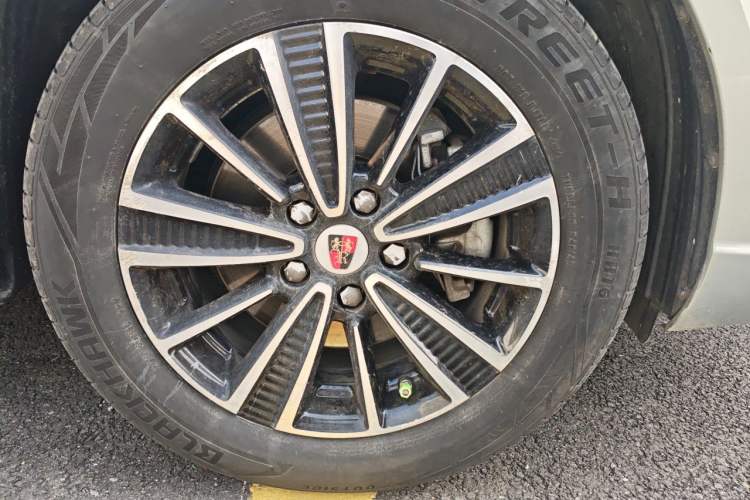 Used Roewe Ei5 2019 Luxury Edition Right Front Wheel Hub