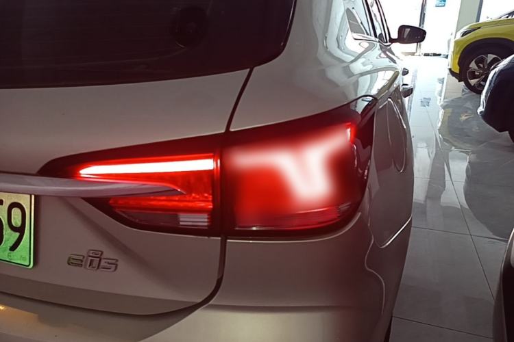 Used Roewe Ei5 2019 Smart Connect Flagship Edition Right Rear Taillight
