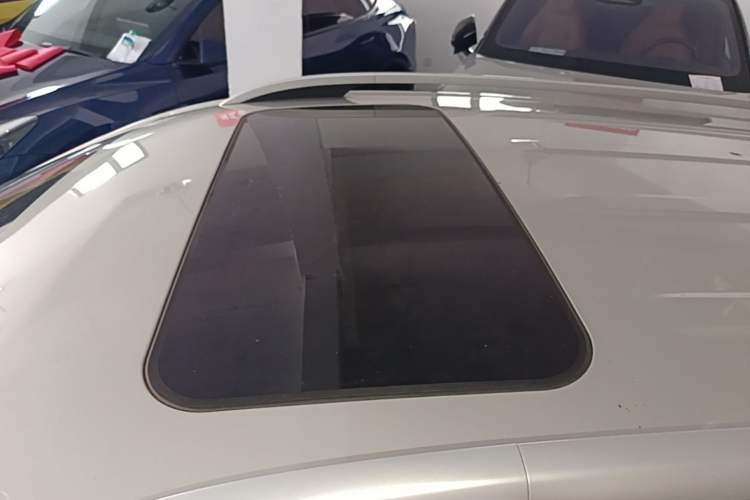 Used Roewe Ei5 2019 Smart Connect Flagship Edition Roof