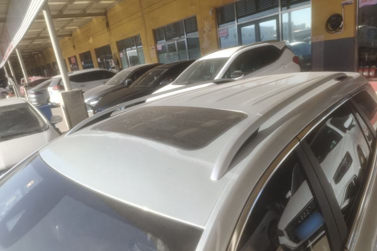 Used Roewe Ei5 2019 Smart Connect Supreme Edition Roof