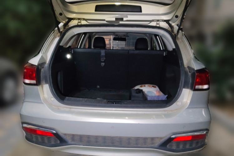Used Roewe Ei5 2019 Luxury Edition Trunk