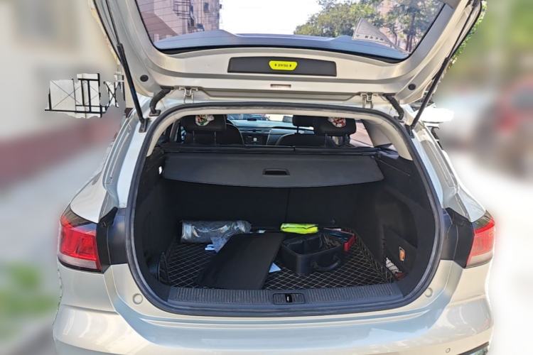 Used Roewe Ei5 2019 Smart Connect Flagship Edition Trunk