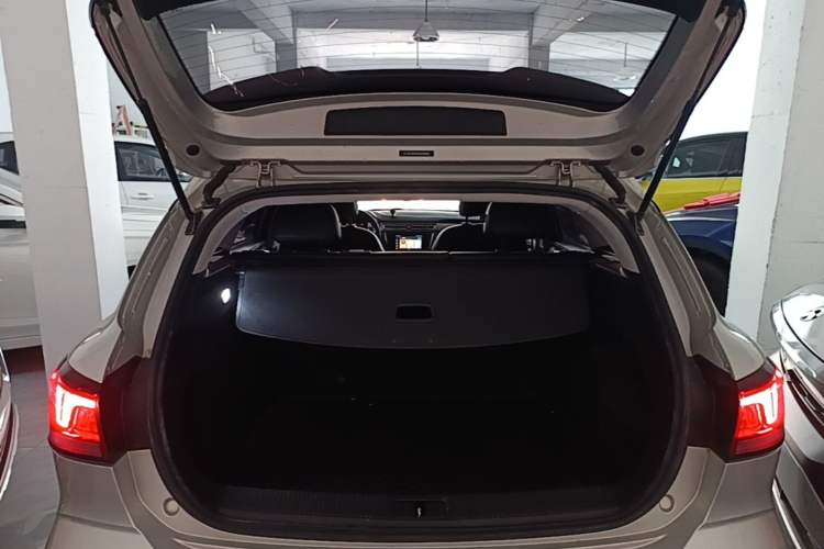 Used Roewe Ei5 2019 Smart Connect Flagship Edition Trunk