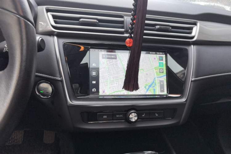 Used Roewe Ei5 2019 Smart Connect Flagship Edition Audio And AC Panel