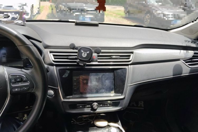 Used Roewe Ei5 2019 Smart Connect Flagship Edition Audio And AC Panel