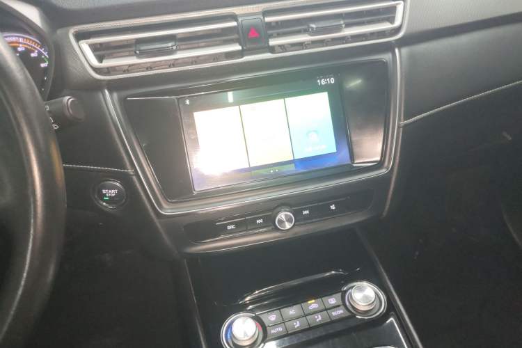Used Roewe Ei5 2019 Luxury Edition Audio And AC Panel