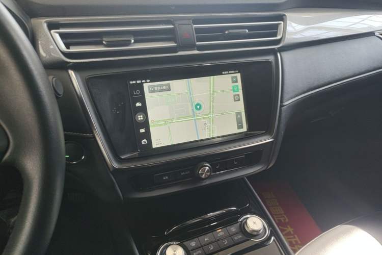Used Roewe Ei5 2019 Smart Connect Supreme Edition Audio And AC Panel