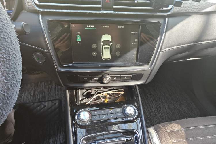 Used Roewe Ei5 2019 Smart Connect Flagship Edition Audio And AC Panel