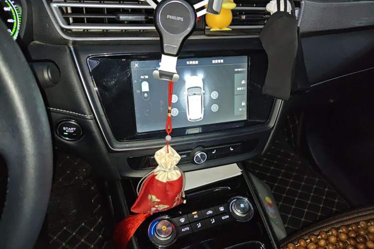 Used Roewe Ei5 2019 Smart Connect Flagship Edition Audio And AC Panel