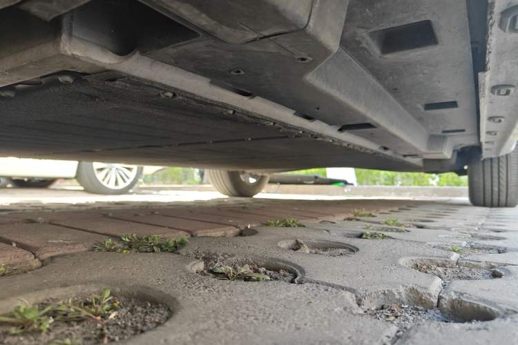 Used Roewe Ei5 2019 Smart Connect Flagship Edition Chassis Front Left