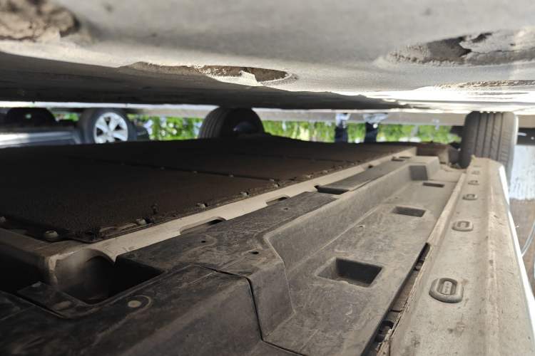 Used Roewe Ei5 2019 Smart Connect Flagship Edition Chassis Front Right