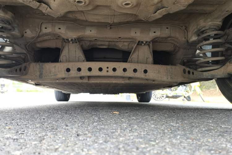 Used Roewe Ei5 2019 Comfort Edition Chassis Rear