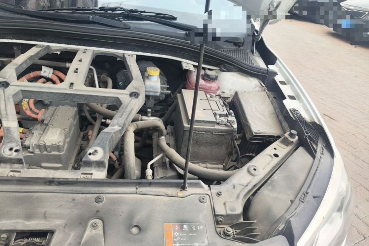 Used Roewe Ei5 2019 Comfort Edition Engine Bay Left