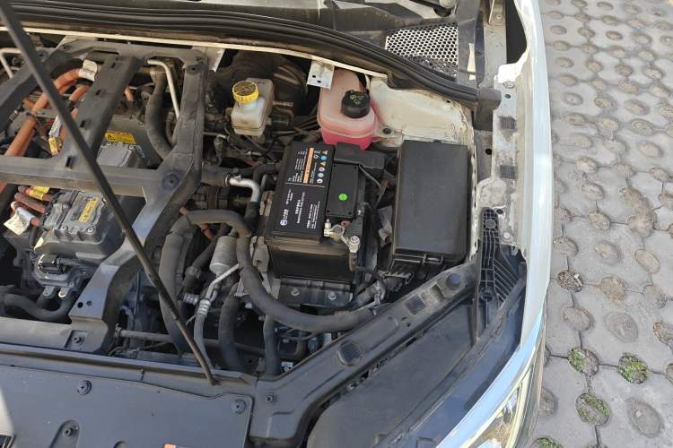 Used Roewe Ei5 2019 Smart Connect Flagship Edition Engine Bay Left