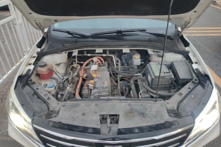 Used Roewe Ei5 2019 Luxury Edition Engine Bay
