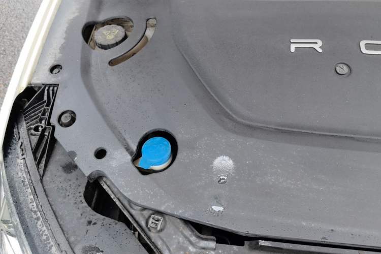 Used Roewe Ei5 2019 Smart Connect Flagship Edition Engine Bay Right
