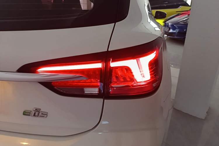 Used Roewe Ei5 2019 Luxury Edition Exterior 3