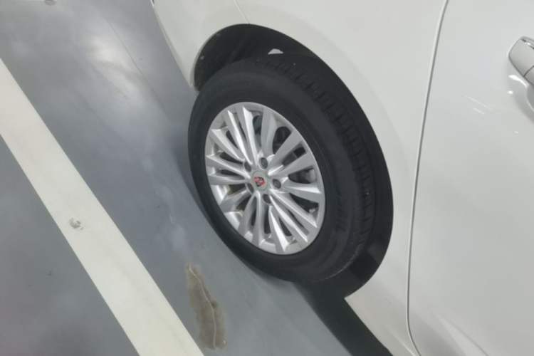 Used Roewe Ei5 2019 Luxury Edition Exterior 5
