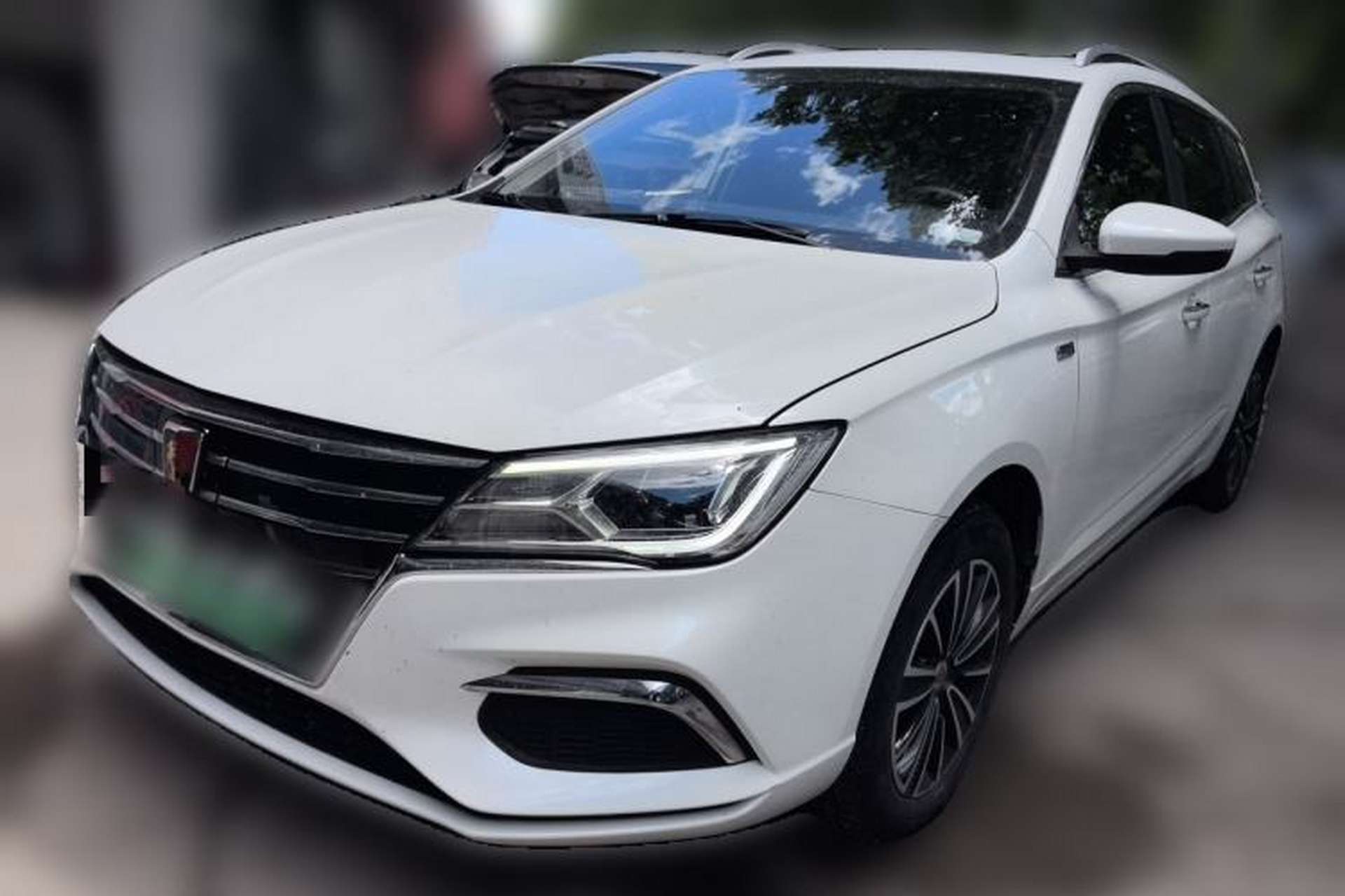 Used Roewe Ei5 2019 Smart Connect Flagship Edition Front Left 45 Deg