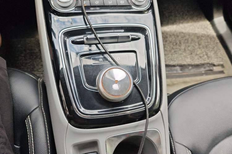 Used Roewe Ei5 2019 Comfort Edition Gear Lever