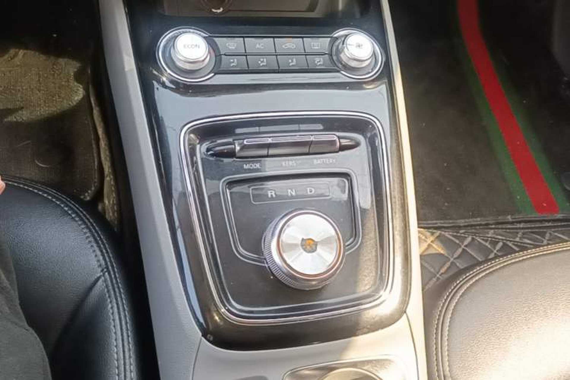 Used Roewe Ei5 2019 Comfort Edition Gear Lever