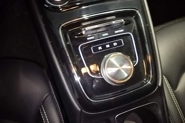 Used Roewe Ei5 2019 Smart Connect Flagship Edition Gear Lever