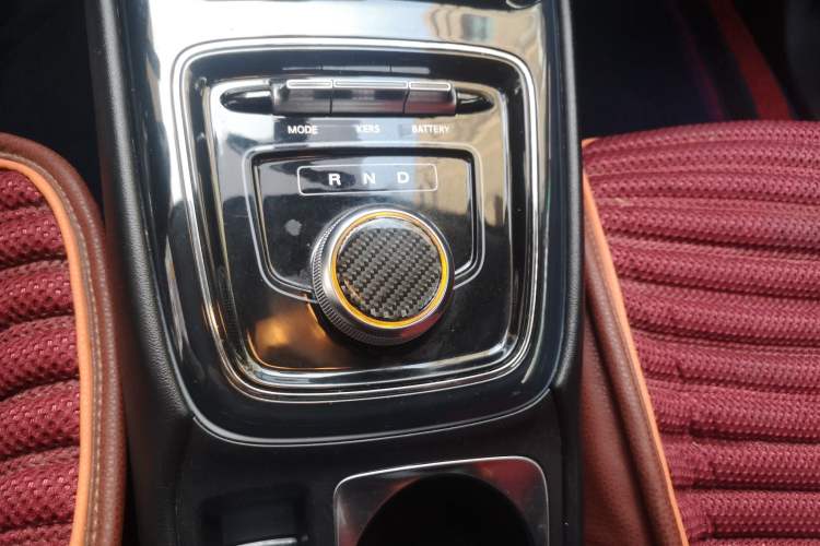 Used Roewe Ei5 2019 Luxury Edition Gear Lever