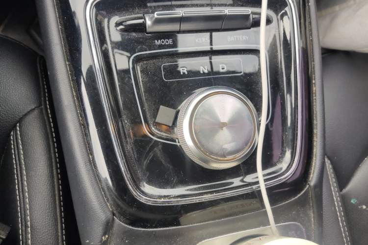 Used Roewe Ei5 2019 Smart Connect Supreme Edition Gear Lever