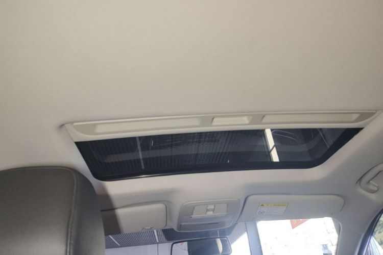 Used Roewe Ei5 2019 Luxury Edition Headliner
